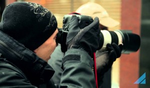 Bob Davis: Lighting with 3 Speedlites through a Window in the Rain