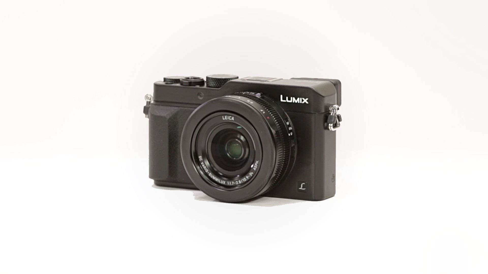 First Look Panasonic Lumix DMCLX100